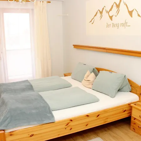Δωμάτια σε οικογενειακή κατοικία Riverhaus Schladming