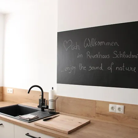 Δωμάτια σε οικογενειακή κατοικία Riverhaus *